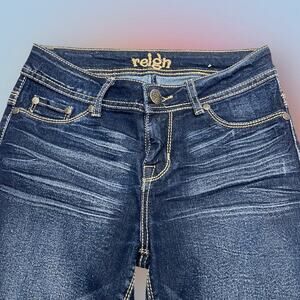 REIGN Women’s 1 (juniors) Skinny Blue Jeans